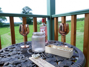 Ravenscroft Retreats Glamping